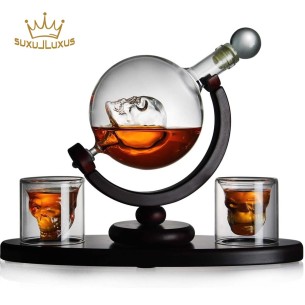 Totenkopf-Whisky-Glaeser-Glaskugel-Karaffe-Holztablett-Geschenkset-1