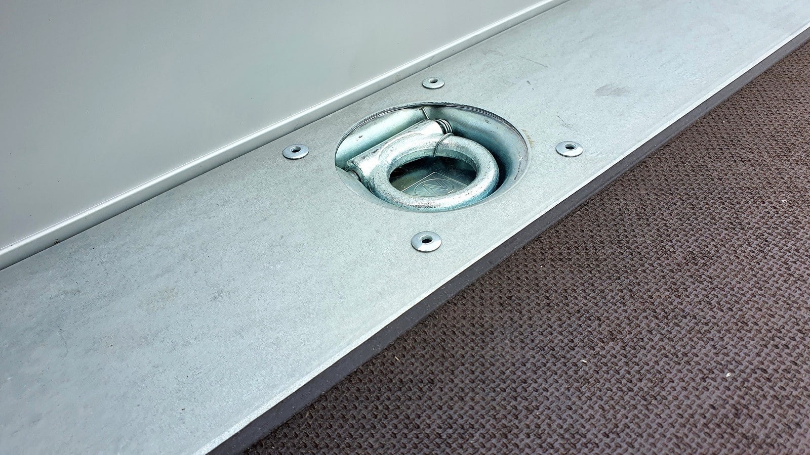 UNSINN-GTP-2027-13-1500-Pritschenhochlader-2.000-Kg-4