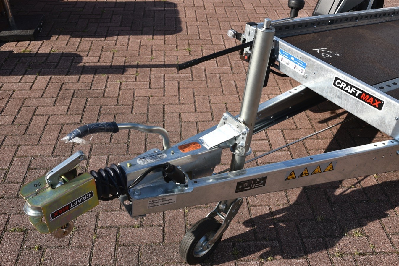 CRAFTMAX-WOM-XT1300-STS-XT-O2-13-25-15.1-Absenkanhaenger-1300kg-5