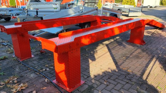 Automobil-Praesentationsrampen-3.5t.-Stahl-verzinkt-Pulverbeschichtet-7 2