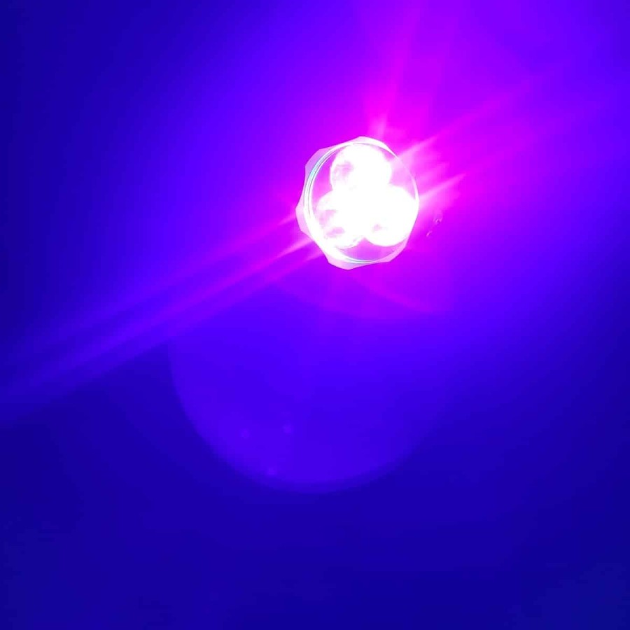 Kunstfaelschungen-mit-UV-Lampe-entlarven-3