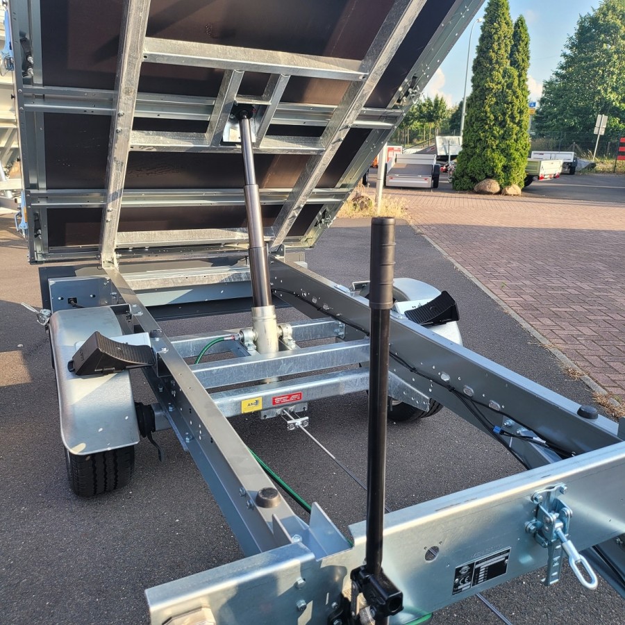 ROCKO-1800kg-Heckkipper-2.51x1.53x0.35m-Metallboden-Bordwand-anthrazit-1
