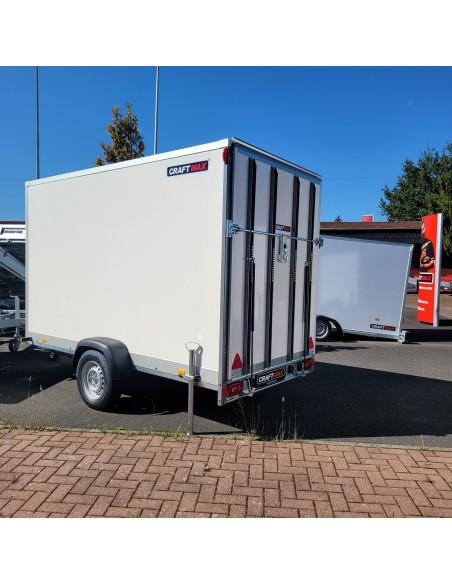 Plywood-1300-GFK-Kofferanhaenger-grosse-Rampe-3.05×1.57x1-1