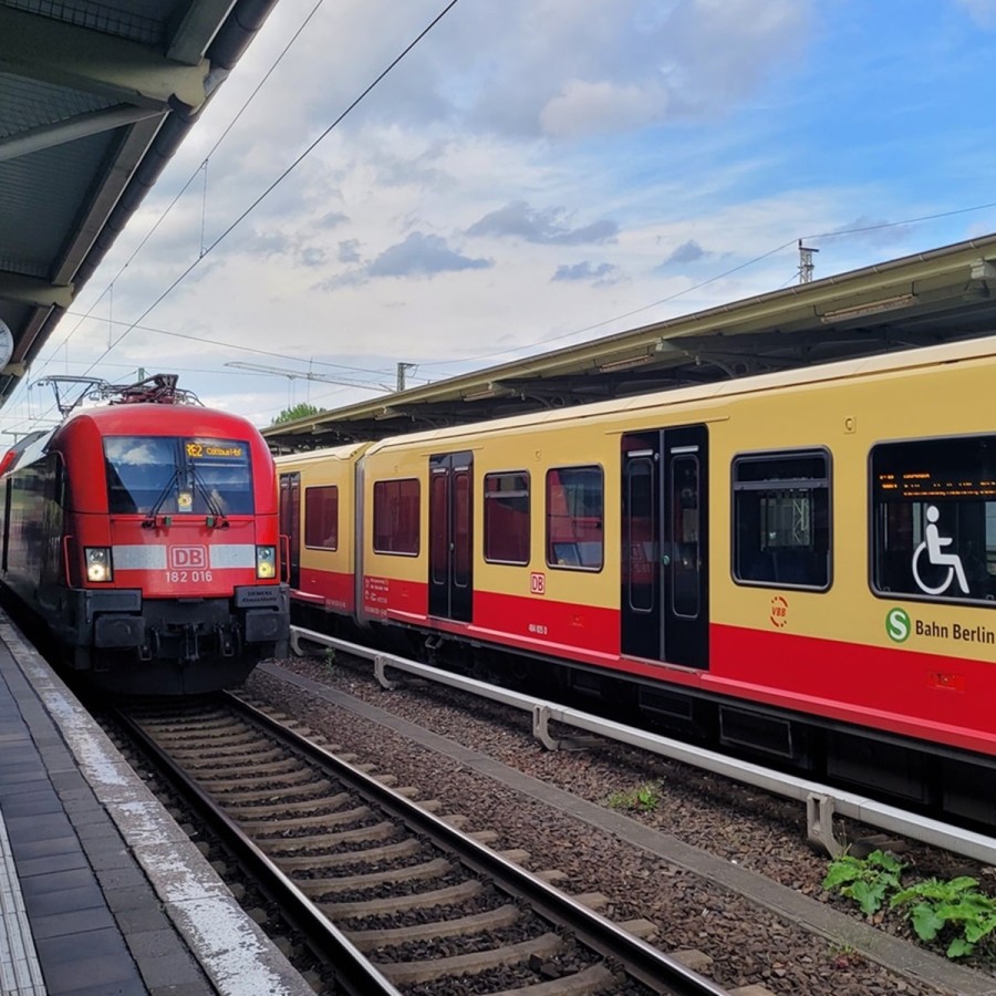 Reisemobilstellplaetze-Koenigs-Wusterhausen-S-und-Regionalbahn1