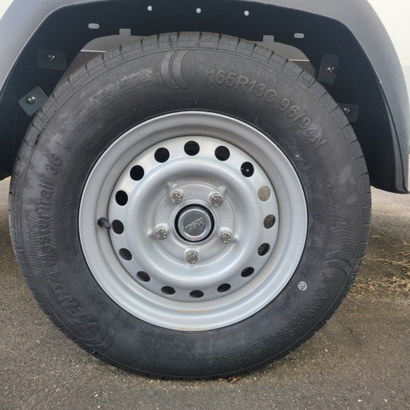 Anhaenger-Reserverad-165R13C-96-94N-5-Loch-Stahlfelge-112-1