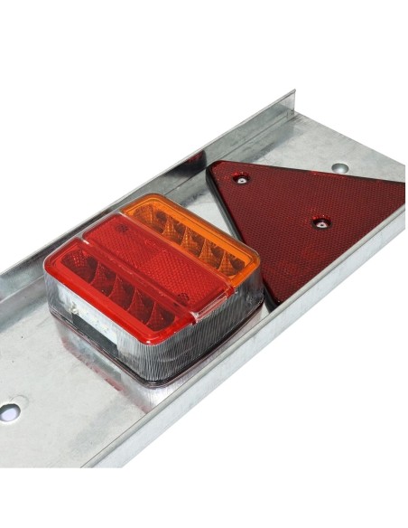 CRAFTMAX-Leuchtentraeger-Aluminium-fuer-zusaetzliche-Montage-ueber-Ladekante-herausragende-Ladung-6