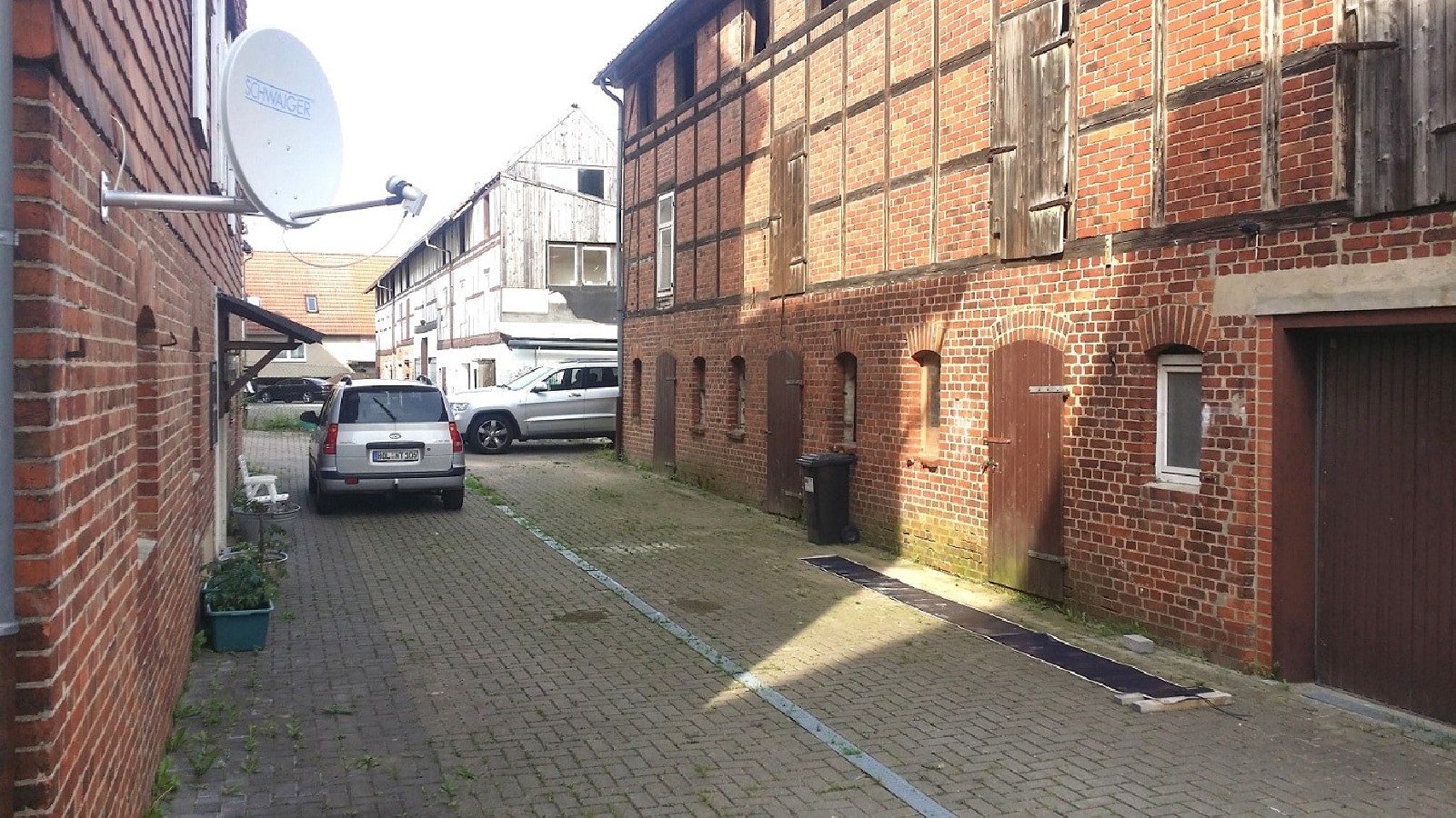 Renditeobjekt-vermietetes-Mehrfamilienhaus-in-Gruenenplan-zu-verkaufen-8