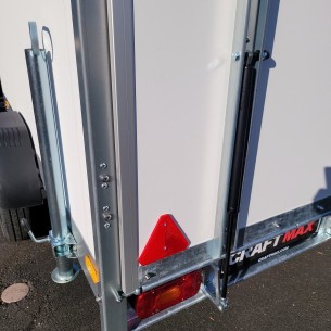 CRAFTMAX-P-BOX-Plywood-Kofferanhaenger-gebremst-1300kg-Rampe-Abstellstuetzen-255×132x154cm-1 2
