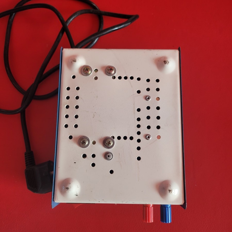 Avanti-NT35-Power-Supply-3.5A-Netzteil-138V-Funktechnik-Amateur-Funk-Funkgeraet-1