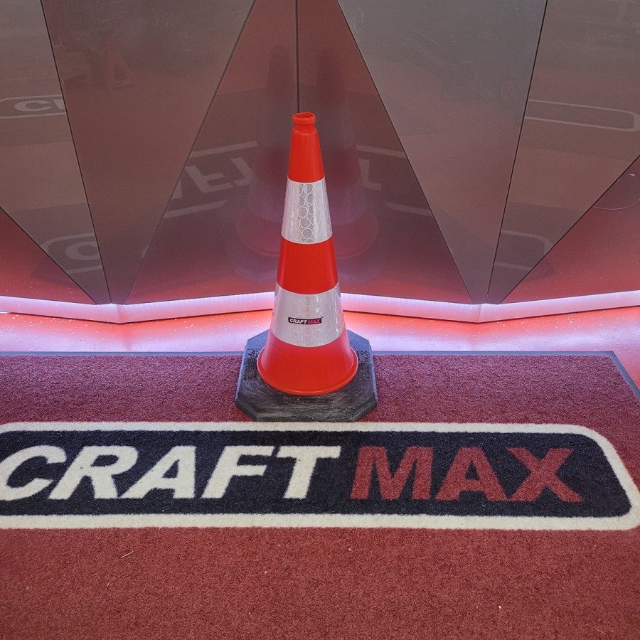 CRAFTMAX-Leitkegel-Verkehrshuetchen-Verkehrskegel-75cm-hohe-Pylonen-mit-Reflektor