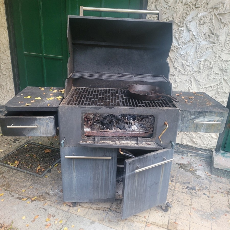 Gartengrill-Smoker-Holzkohlegrill-2