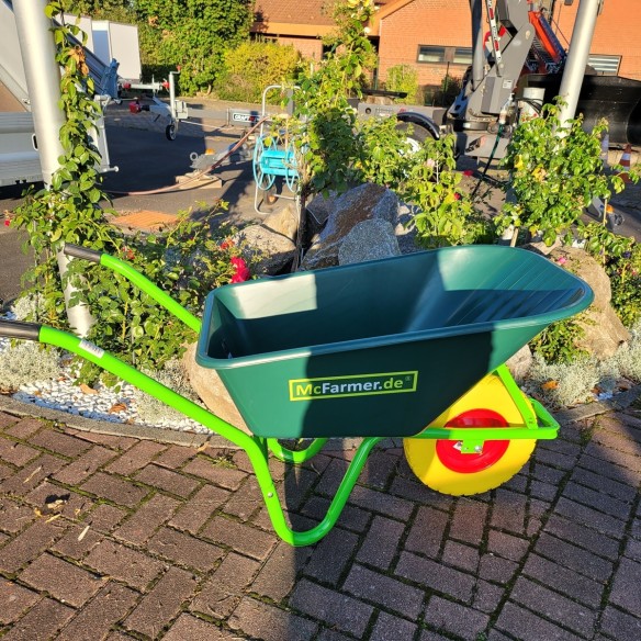 McFARMER-Schubkarre-100-L-apfelgruene-PP-Mulde-pannenfreies-PU-Rad-250kg-2