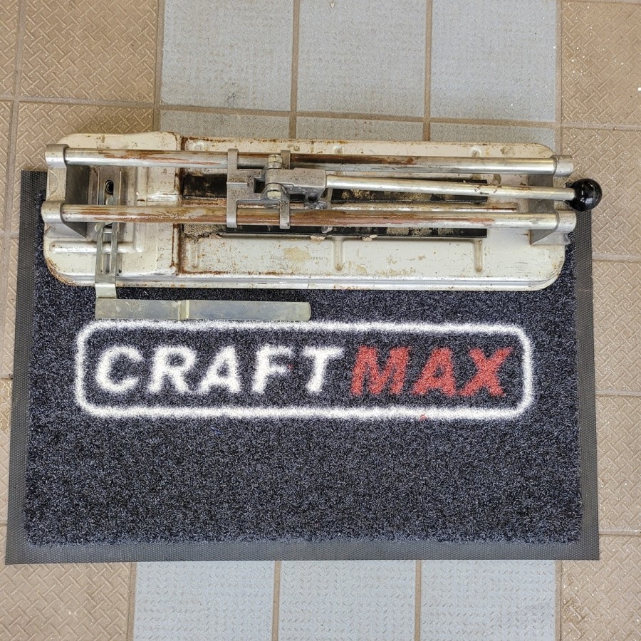 Manuelle-Fliesenschneidemaschine-30cm-Vorfuehrmodell