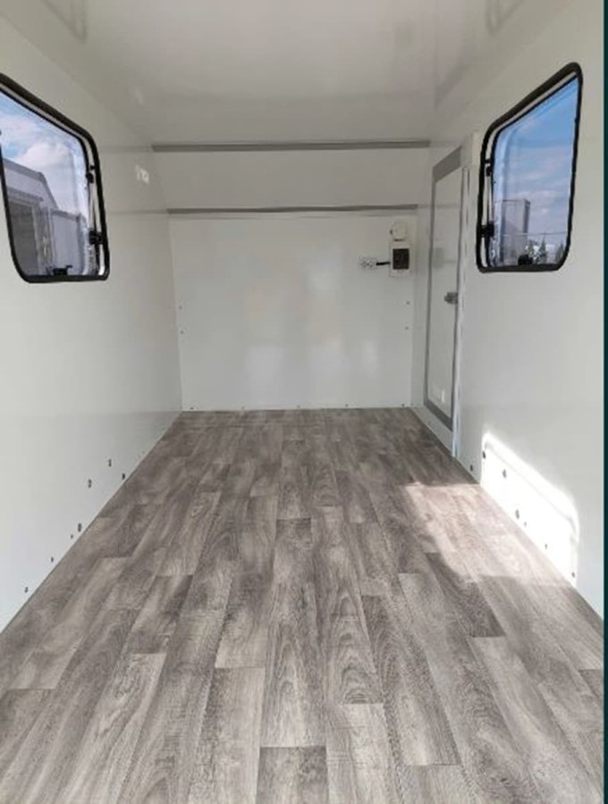 CRAFTMAX-OffRoad-Camping-Anhaenger-1300kg-Einachs-3.00x1.50x1.80m-mit-Klappe-nach-oben-Fenster-Tuer-100kmh-19