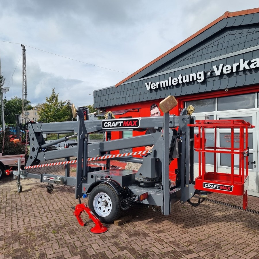 CRAFTMAX-CTHTCZBH-14-Anhaengerarbeitsbuehne-hydr.-Teleskoparm-1