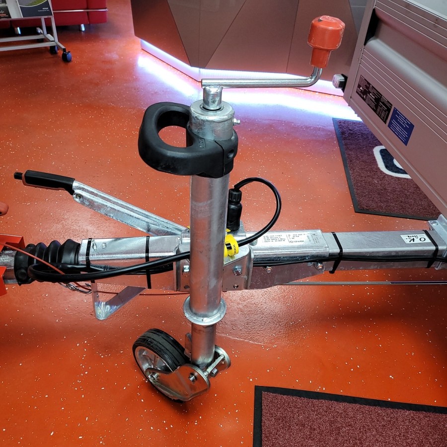 CRAFTMAX-KLAPPFIX-Kastenanhaenger-1300-Kg-ALU-Bordwaende-Stahlgitterheckklappe-Auffahrrampe-3000x1550x350mm-12