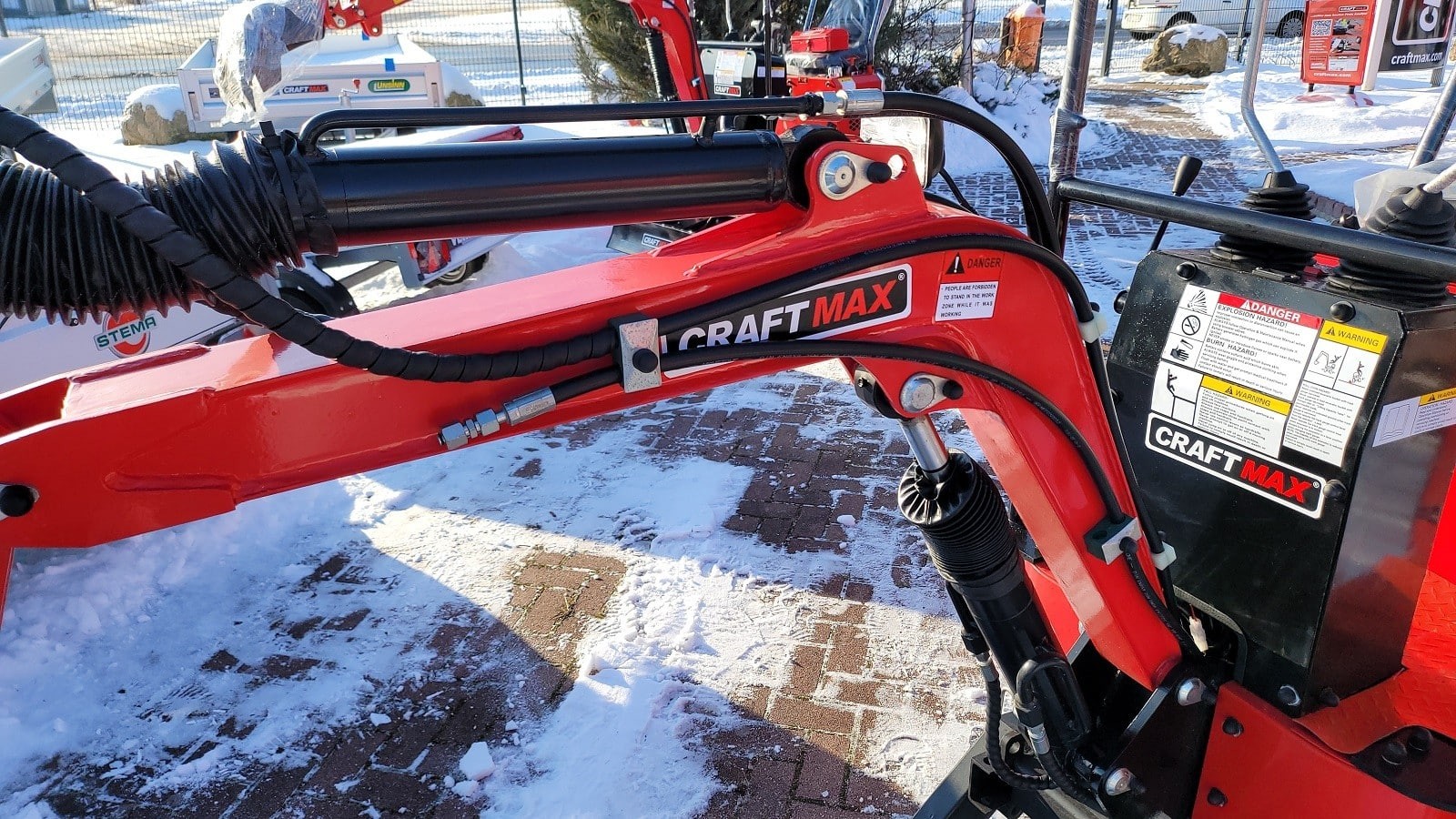 CRAFTMAX-spider-Mini-2-Rad-Schreitbagger-360°-Schwenkradius-BriggsStratton-Benzinmotor-10
