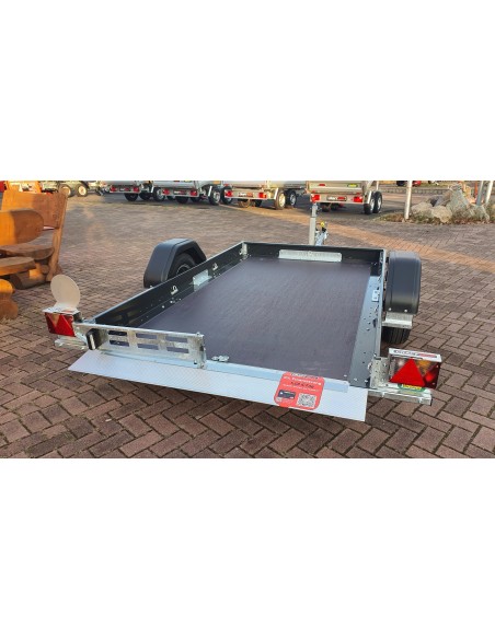 CRAFTMAX-CROSS-blackedition-Motorradtransporter-750-Kg-Absenk-Kippanhaenger-mechanisch-7