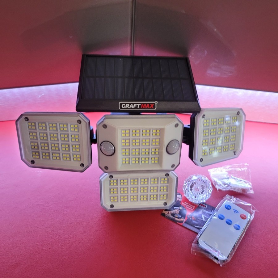 Solarlampe-mit-4-schwenkbaren-LED-Koepfen-Bewegungsmelder-Fernbedienung-fuer-Haus-Hof-Garten-Garage-9