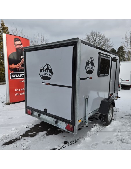 CRAFTMAX®-BLACK-BROTHER-EXP-3-13-Extreme-OffRoad-Caravan-3.05x1.65x1.60m-grosse-Heckklappe-Tuer-2-Fenster-Betten-Kueche-E-Anschl