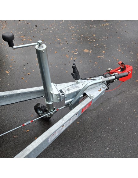 CRAFTMAX-OffRoad-line-1300-miniCamp-Standard-3.05x1.65x1.60m-mit-grosser-Heckklappe-mit-Fenster-Dach-u.-Seitenfenster-Tuer-100km