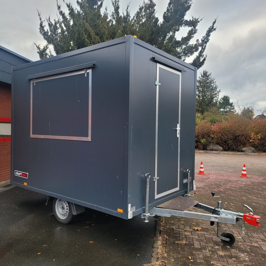CRAFTMAX-Verkaufsanhaenger-Foodtruck-750-2.97x1.95x2.18m-Thermo-Sandwichpanele-seitliche-Verkaufsklappe-4