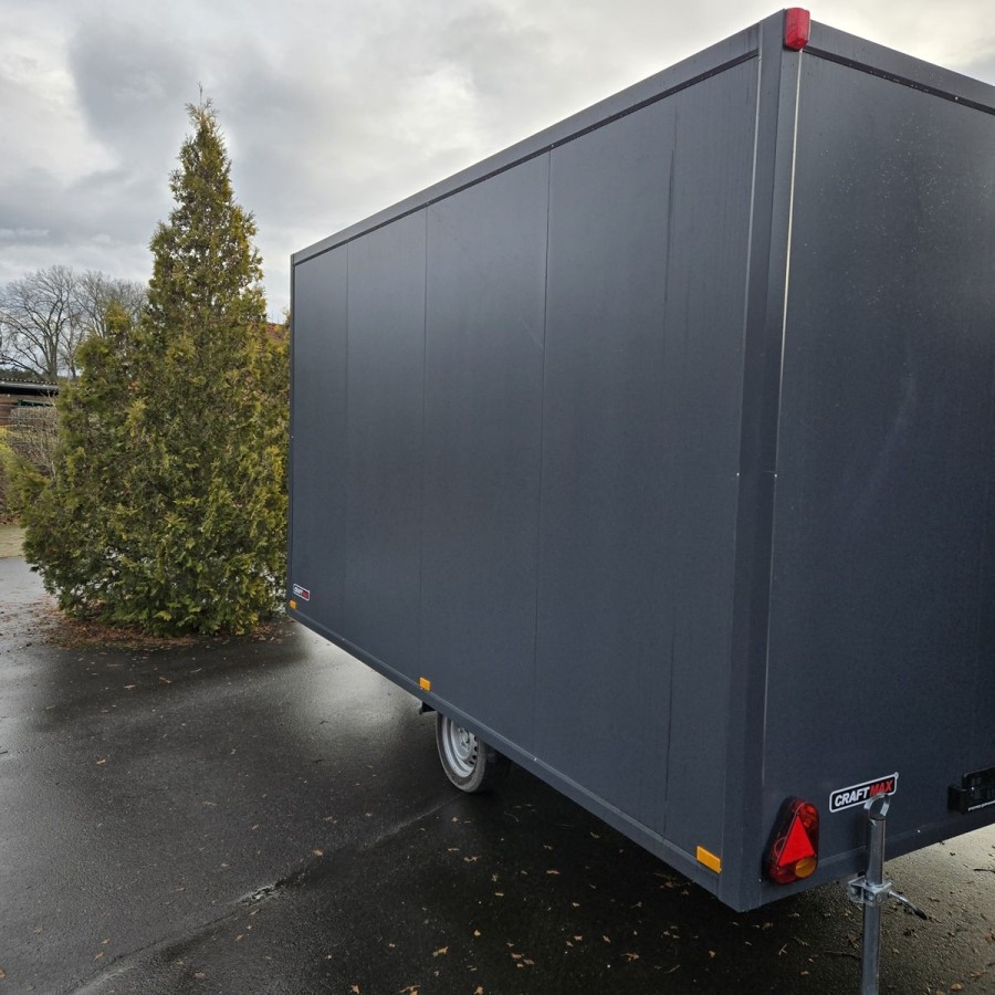 CRAFTMAX-Bauwagen-1350-Thermo-Sandwichpanele-3.95x2.41x2.17m-gebremst-2-Fenster-Tuer-11