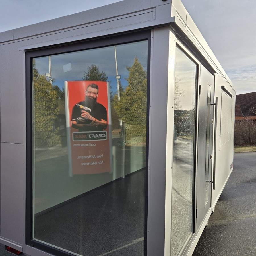 MobilOffice-2700-Thermo-Sandwichpanele-6.00-x-2.20-x-2.40m-grosse-Glasfenster-u.-Tuerelemente-Verkaufsklappe-7