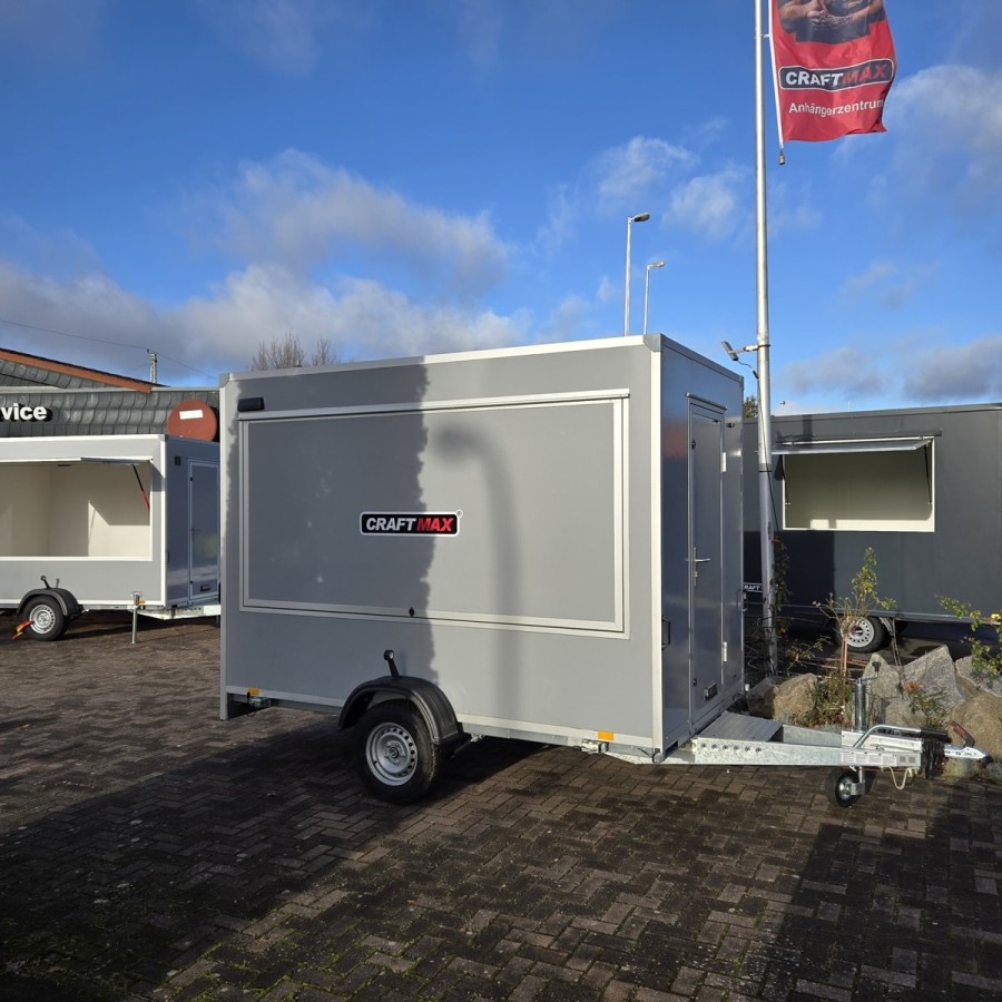 Verkaufsanhaenger-Foodtruck-1300-3.05x1.77x2.29m-Thermo-Sandwichpanele-mit-seitlicher-Verkaufsklappe-Stuetzen-Steckdosen-100kmh-