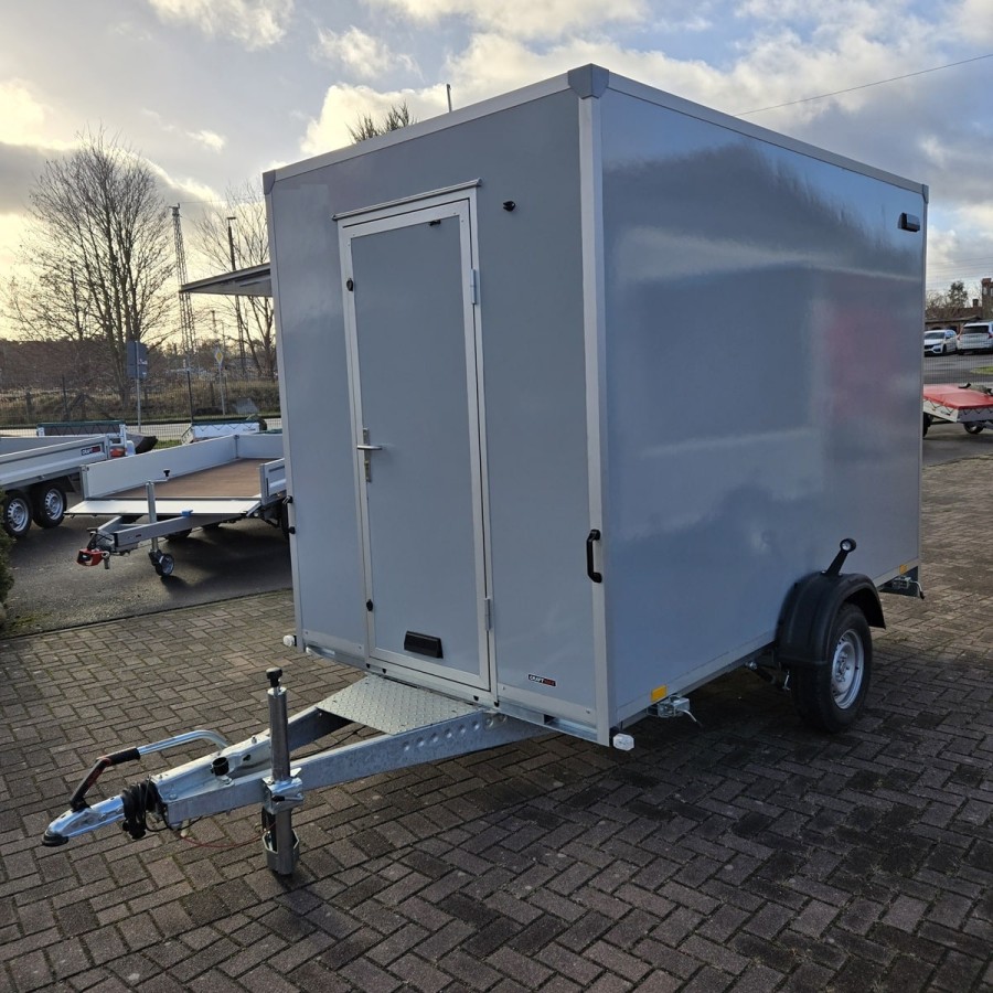 Verkaufsanhaenger-Foodtruck-1300-3.05x1.77x2.29m-Thermo-Sandwichpanele-mit-seitlicher-Verkaufsklappe-Stuetzen-Steckdosen-100kmh-