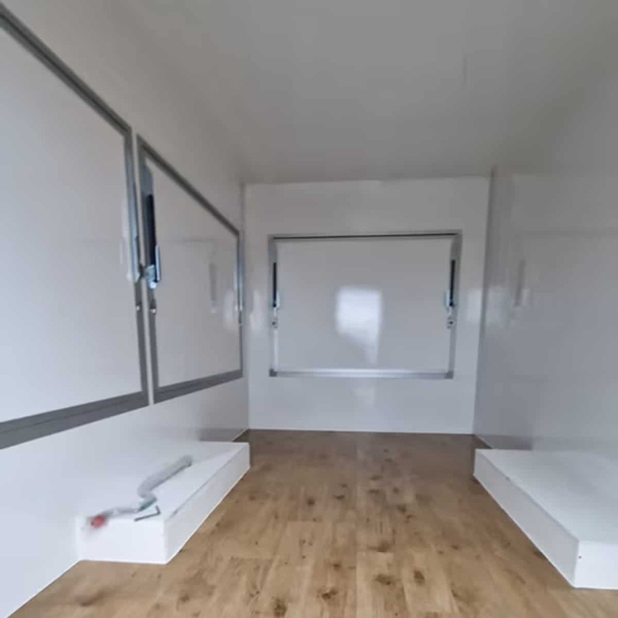 Verkaufsanhaenger-Foodtrailer-2700-Tandem-4.20x2.20x2.30m-Thermo-Sandwichpanele-mit-3-Verkaufsklappen-Stuetzen-gebremst-15