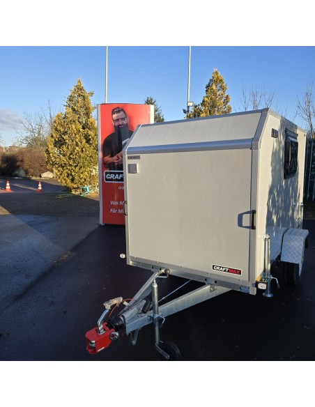 CRAFTMAX-Campinganhaenger-750kg-gebremst-Anhaenger-3.00x1.50x1.80m-mit-Klappe-nach-oben-2-Fenster-Tuer-100kmh-10