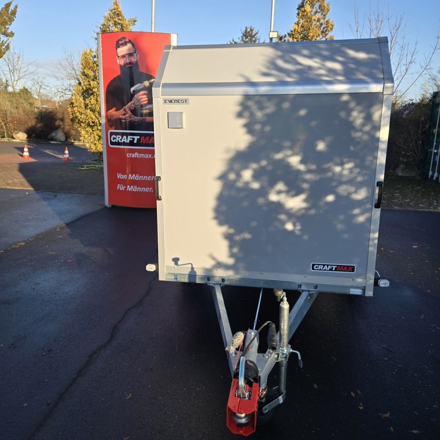 CRAFTMAX-Campinganhaenger-750kg-gebremst-Anhaenger-3.00x1.50x1.80m-mit-Klappe-nach-oben-2-Fenster-Tuer-100kmh-11