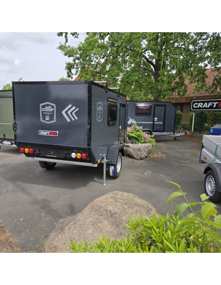 CRAFTMAX-OffRoad-Mini-Campinganhaenger-1000kg-ohne-Zwischenwand-mit-geschlossener-Heckklappe-Tuer-2-Fenster-100kmh-20