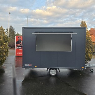 Verkaufsanhaenger-Foodtrailer-1350-3.45x1.96x2.19m-Thermo-Sandwichpanele-mit-grosser-Verkaufsklappe-Stuetzen-gebremst-1
