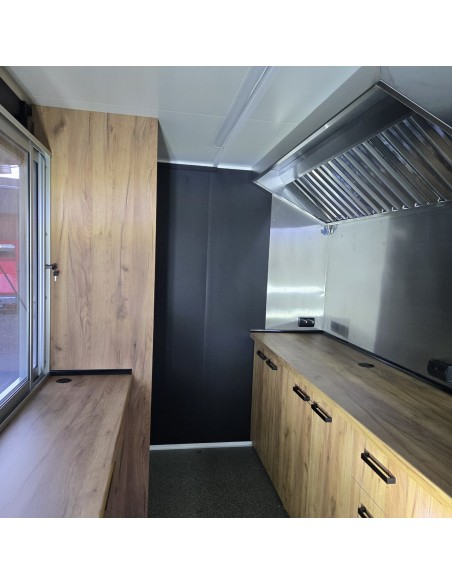Verkaufsanhaenger-Foodtrailer-1350-3.45x1.96x2.19m-Thermo-Sandwichpanele-mit-Einbaumoebel-Abzughaube-E-Anschluss-16