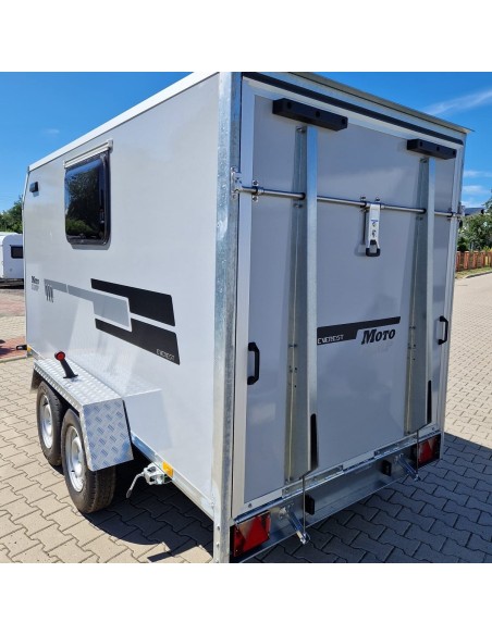 1300-Tandem-Thermo-Koffer-mit-Laderampe-Tuer-2-Fenster-Sandwichplatten-3.60x1.50x1.80m-100kmh-2