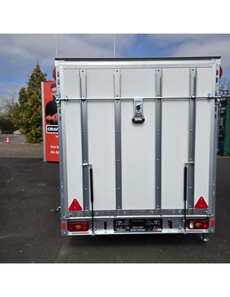 STEMA-S-Box-Thermo-Sandwich-Aufbau-mit-GFK-Oberschicht-100kmh-5