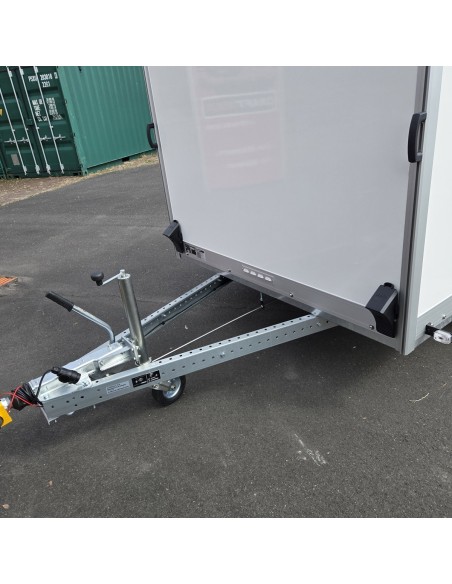 STEMA-STPK-O2-13-25-18.1.P18.1-Kofferanhaenger-mit-Rampe-1300kg-gebremst-2.55×1.87×1-6