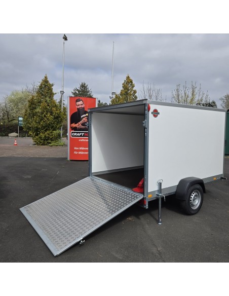 STEMA-STPK-O2-13-25-18.1.P15.1-Kofferanhaenger-mit-Rampe-1300kg-gebremst-2.55×1.87×1