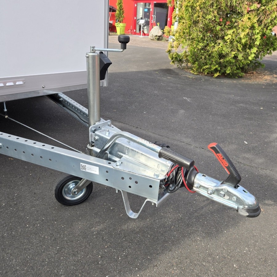 STEMA-STPK-O2-13-25-18.1.P15.1-Kofferanhaenger-mit-Rampe-1300kg-gebremst-2.55×1.87×1-4