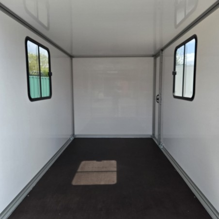 STEMA-STPK-O2-15-30-18.1.P18.1-Kofferanhaenger-Fenster-Tuer-Rampe-1500kg-3.05×1.87×1-5
