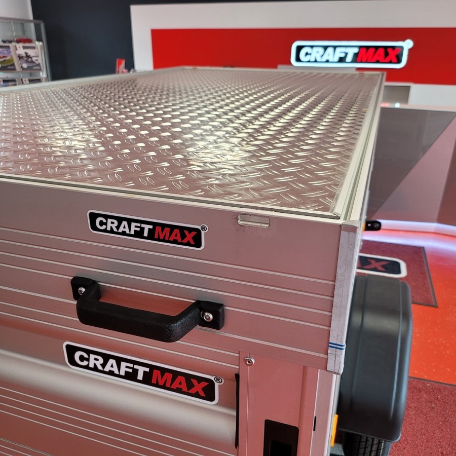 CRAFTMAX-CLEVER-Kastenanhaenger-750Kg-ungebremst-75er-ALU-Bordwaende-Heckklappe-Frontklappe-ALU-Deckel-6