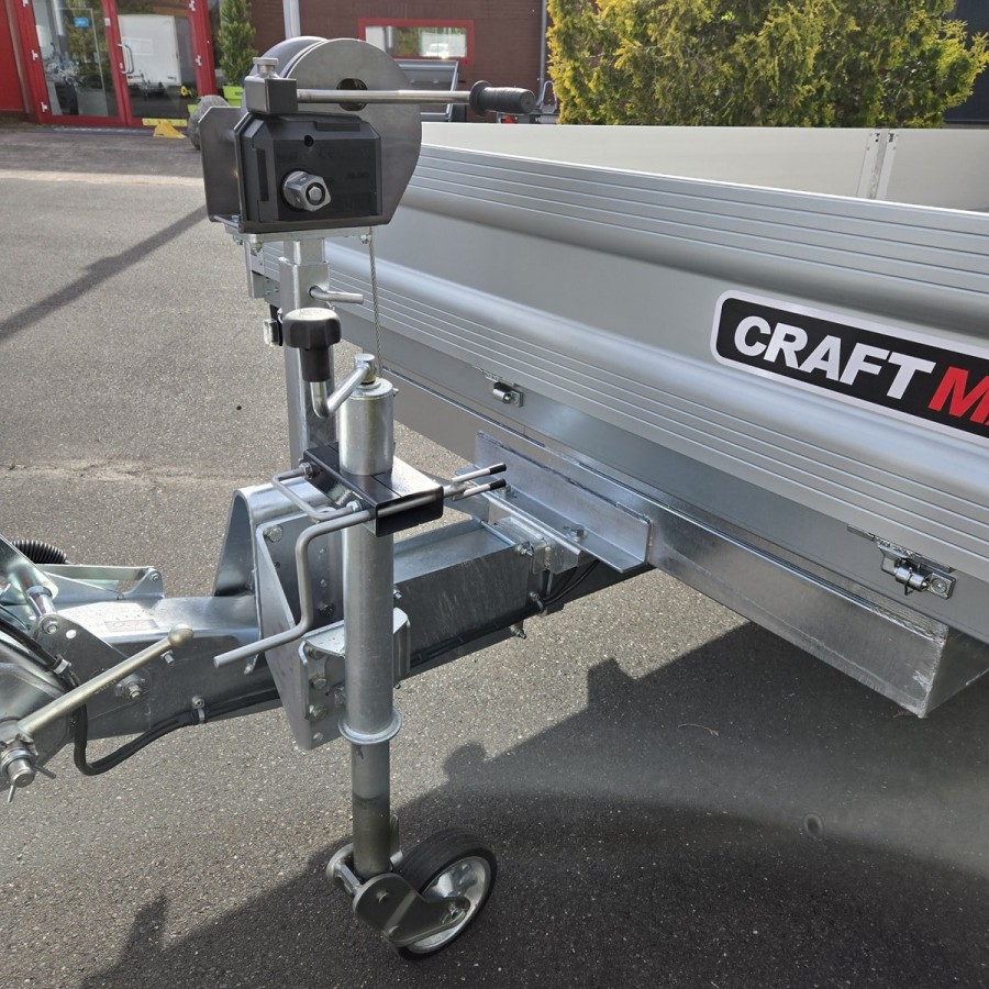 CRAFTMAX-3500-ALU-Pritschenhochlader-Siebdruckplatte-mit-Aluminium-Riffelblech-Auffahrrampenpaket-mit-11