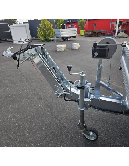 CRAFTMAX-3500-ALU-Pritschenhochlader-Siebdruckplatte-mit-Aluminium-Riffelblech-Auffahrrampenpaket-mit-14