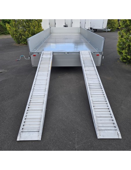 CRAFTMAX-3500-ALU-Pritschenhochlader-Siebdruckplatte-mit-Aluminium-Riffelblech-Auffahrrampenpaket-mit-17