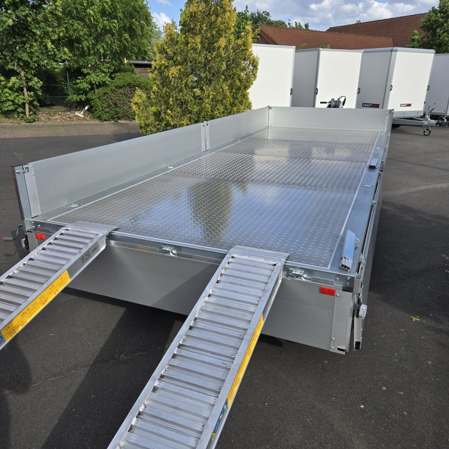 CRAFTMAX-3500-ALU-Pritschenhochlader-Siebdruckplatte-mit-Aluminium-Riffelblech-Auffahrrampenpaket-mit-18