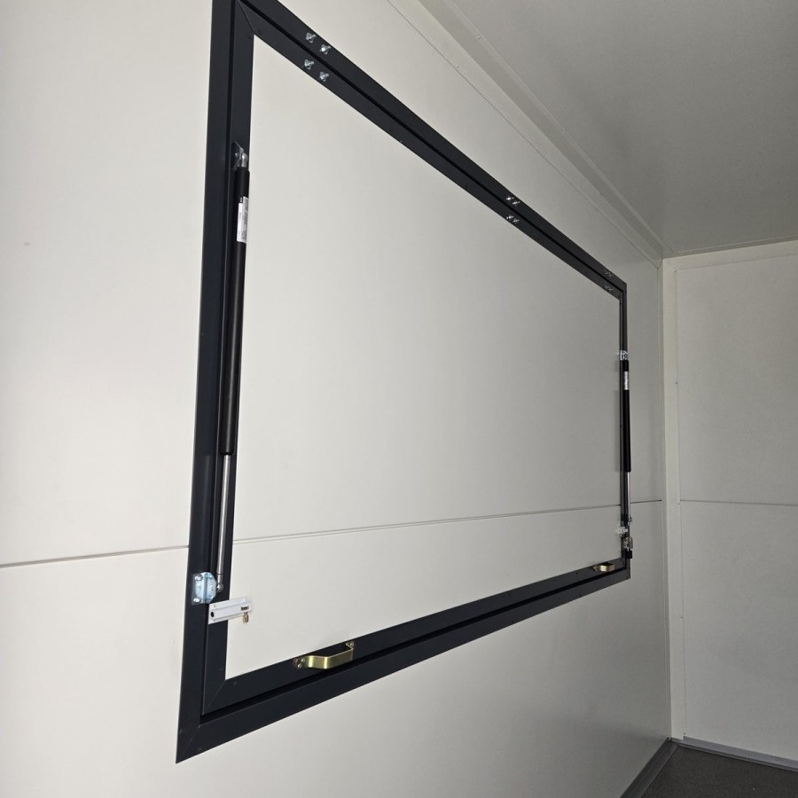 CRAFTMAX-Verkaufsanhaenger-Woody-1350-3.50x2.00x2.20m-Thermo-Sandwichpanele-mit-Holzdekor-gebremst-100kmh-9