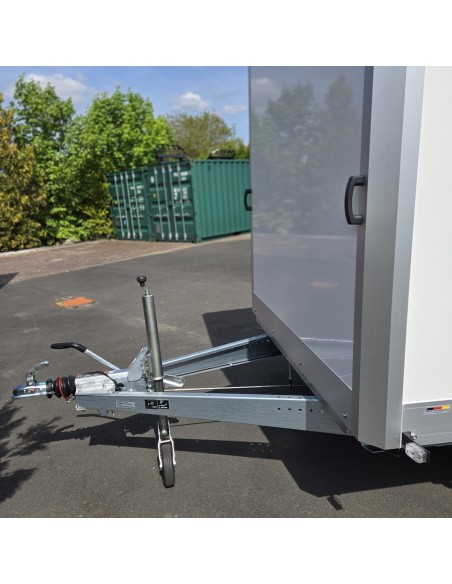 STEMA-STPK-O2-20-30-18.2.S18.2-Tueren-S-Box-Tandem-2000-Kofferanhaenger-Thermo-Sandwich-Paneele-GFK-100kmh-5