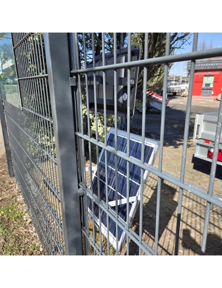 1.000W-Solar-Flutlichtstrahler-superhell-fuer-Aussen-2